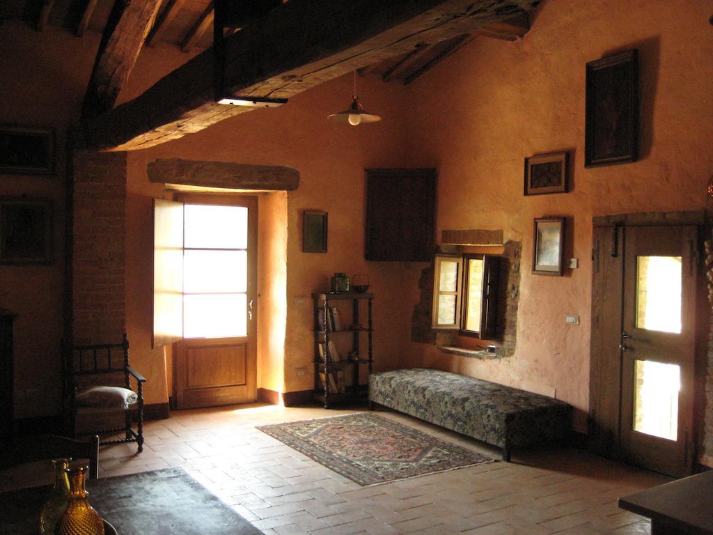 باري Agriturismo Il Casalino الغرفة الصورة